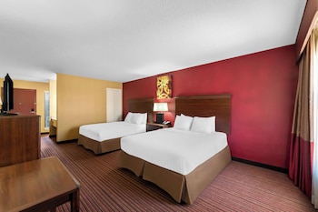 Standard Room, 2 Queen Beds, Non Smoking, Refrigerator & Microwave