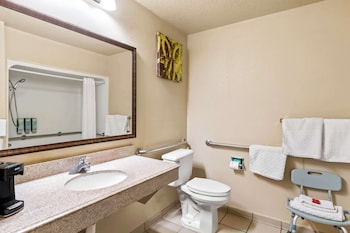 Standard Room, 2 Queen Beds, Accessible, Non Smoking