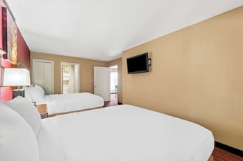 Suite, 2 Bedrooms, Non Smoking, Refrigerator & Microwave