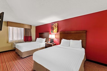 Suite, 2 Bedrooms, Non Smoking, Refrigerator & Microwave