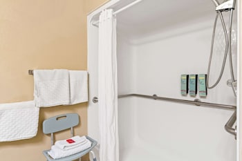 Standard Room, 2 Queen Beds, Accessible, Non Smoking