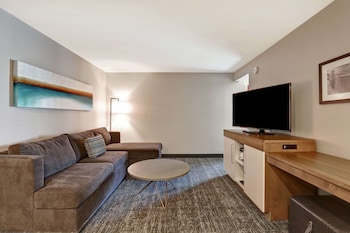 Signature Suite, 2 Queen Beds, Accessible