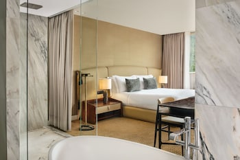 Suite, 1 Bedroom, Balcony (Balcony)