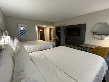 Room, 2 Queen Beds, Non Smoking