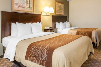 Standard Room, 2 Queen Beds, Non Smoking