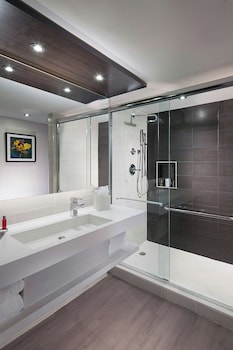 Design Room, 2 Double Beds
