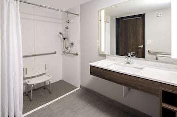 Room, 2 Queen Beds, Accessible, Non Smoking (Bathtub w/ Grab Bars)