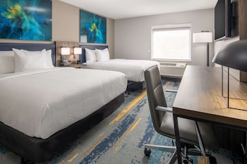 Room, 2 Queen Beds, Accessible, Non Smoking (Bathtub w/ Grab Bars)