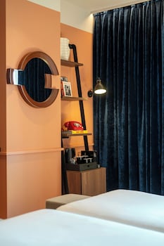 Room, 2 Twin Beds, Mobility Accessible