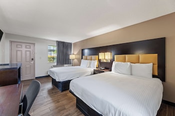 Deluxe Room, 2 Double Beds, Smoking