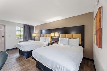 Deluxe Room, 2 Double Beds, Smoking