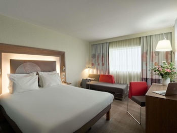 Superior Room, 1 Double Bed with Sofa bed (Paris View)