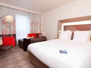 Superior Room, 1 Double Bed with Sofa bed (Paris View)