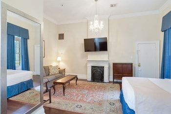 Superior Suite, 2 Queen Beds
