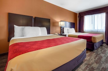 Suite, 2 Queen Beds, Non Smoking