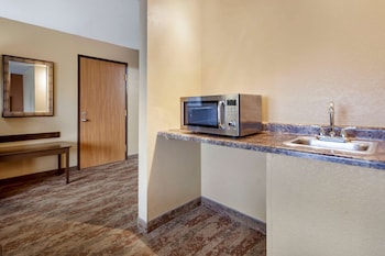 Suite, 2 Queen Beds, Non Smoking