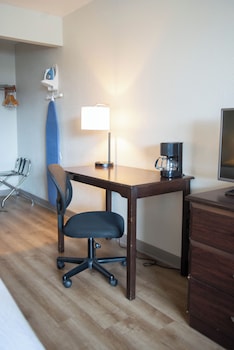 Superior Room, 1 King Bed, Non Smoking