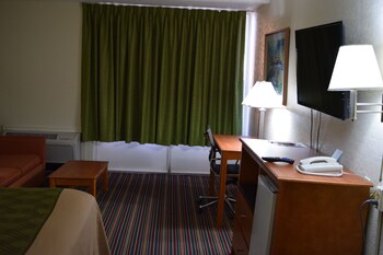 Standard Room, 1 King Bed, Smoking