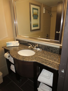 Suite, 1 King Bed, Jetted Tub