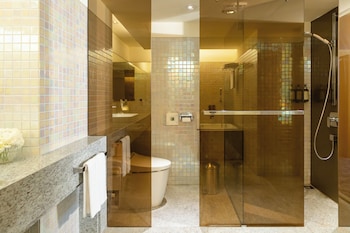 Executive Quadruple Room