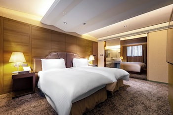 Executive Quadruple Room