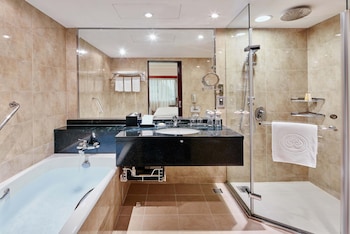 Superior Room, 1 Queen Bed