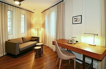 Superior Suite, 1 King Bed (King Suite)