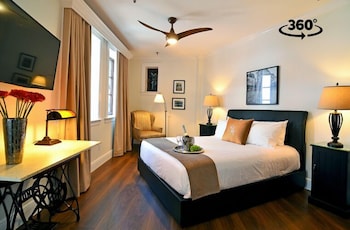 Deluxe Room, 1 Queen Bed (Queen Room)