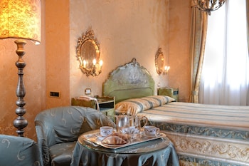Junior Suite (Saint Mark view)