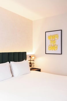 Super king Bedroom
