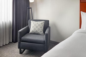 Room, 2 Double Beds (Mobility Accessible, Tub)