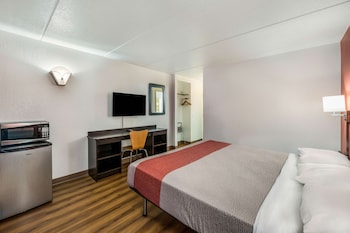 Standard Room, 1 King Bed, Non Smoking