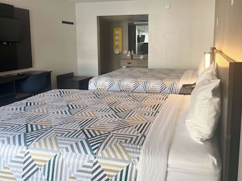 Standard Room, 2 Double Beds, Accessible, Non Smoking
