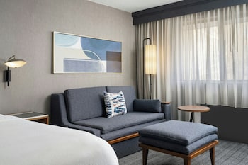 Room, 1 King Bed, Accessible Bathtub