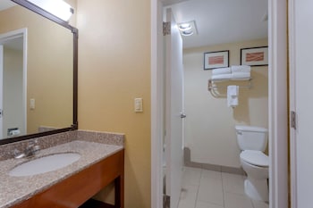Room, 2 Queen Beds, Non Smoking