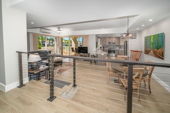 Deluxe Villa, 1 Bedroom (1210 Garden, 2 Bath)
