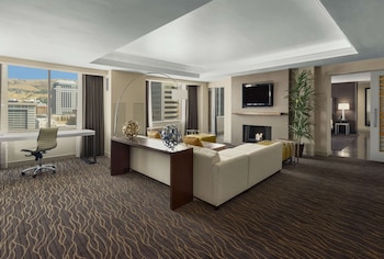 Suite, 1 Bedroom, Mountain View (Conrad)