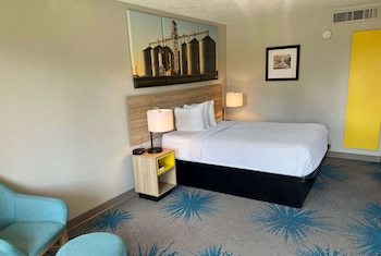 Standard Room, 1 Queen Bed, Non Smoking