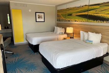 Room, 2 Double Beds, Non Smoking