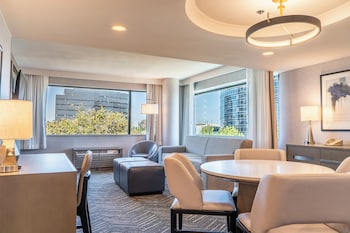 Suite, 1 Bedroom, Lake View