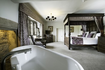 Room ( Four  Poster)
