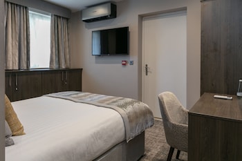 Deluxe Room, Multiple Beds, Non Smoking, Connecting Rooms