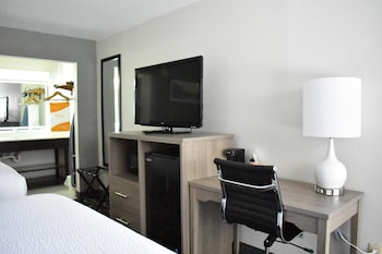 Room, 2 Queen Beds, Non Smoking