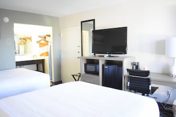 Room, 2 Double Beds, Non Smoking