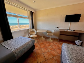Ocean View Queen Room