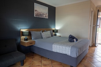 Ocean View Queen Room