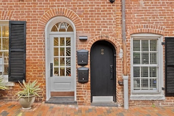 Penthouse (TownHouse)