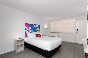 Room, 1 Queen Bed, Non Smoking