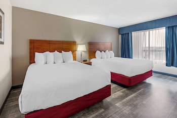 Standard Room, 2 Queen Beds, Non Smoking, Refrigerator & Microwave (Pet Friendly)