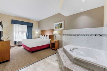 Suite, 1 King Bed, Non Smoking, Jetted Tub